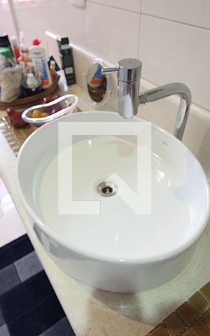 Casa à venda com 204m², 3 quartos e 2 vagasBanheiro do Quarto 1 - Suíte