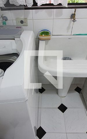 Casa à venda com 204m², 3 quartos e 2 vagasÁrea de Serviço