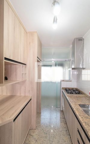 Apartamento à venda com 80m², 3 quartos e 2 vagas Apartamento à venda com 80m², 3 quartos e 2 vagasCozinha