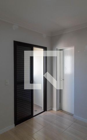 Apartamento à venda com 80m², 3 quartos e 2 vagas Apartamento à venda com 80m², 3 quartos e 2 vagasSuíte 2