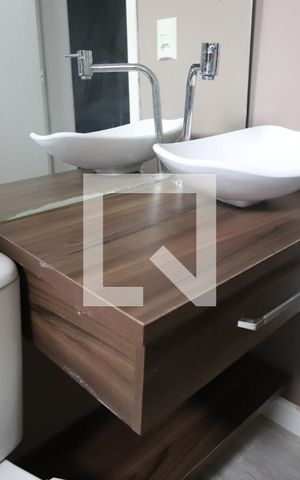Apartamento para alugar com 52m², 2 quartos e 1 vagaBanheiro