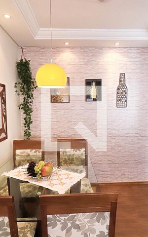 Apartamento à venda com 60m², 3 quartos e 1 vaga Apartamento à venda com 60m², 3 quartos e 1 vagaSala