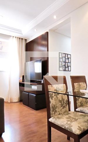 Apartamento à venda com 60m², 3 quartos e 1 vaga Apartamento à venda com 60m², 3 quartos e 1 vagaSala
