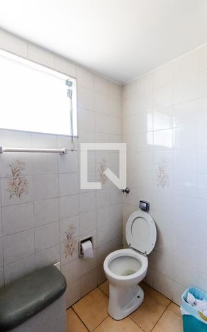 Casa à venda com 200m², 3 quartos e 6 vagas Casa à venda com 200m², 3 quartos e 6 vagasBanheiro do Escritório