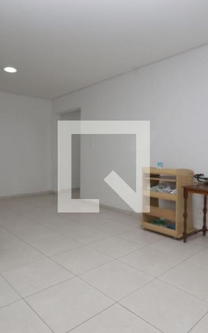 Casa à venda com 149m², 5 quartos e 2 vagasQuarto 1