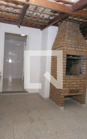 Casa à venda com 149m², 5 quartos e 2 vagasChurrasqueira