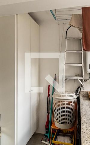 Apartamento à venda com 164m², 3 quartos e 1 vagaÁrea de Serviço