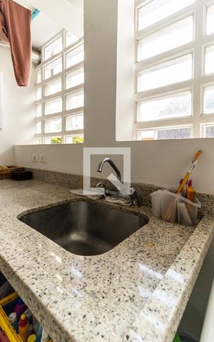 Apartamento à venda com 164m², 3 quartos e 1 vagaÁrea de Serviço