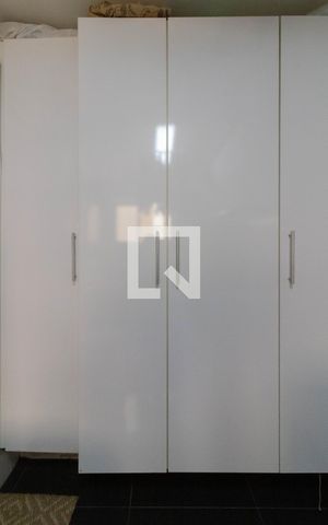 Apartamento à venda com 114m², 3 quartos e 2 vagas Apartamento à venda com 114m², 3 quartos e 2 vagasÁrea de Serviço