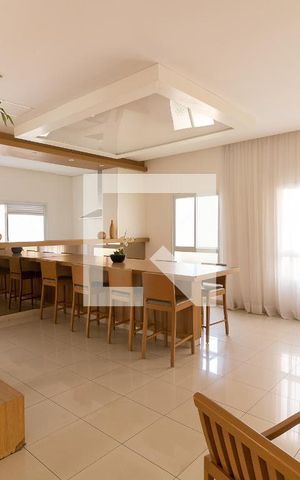 Apartamento à venda com 114m², 3 quartos e 2 vagas Apartamento à venda com 114m², 3 quartos e 2 vagasÁrea Comum - Salão de Festas