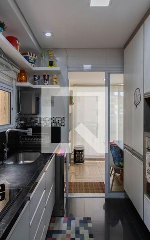Apartamento à venda com 114m², 3 quartos e 2 vagas Apartamento à venda com 114m², 3 quartos e 2 vagasCozinha