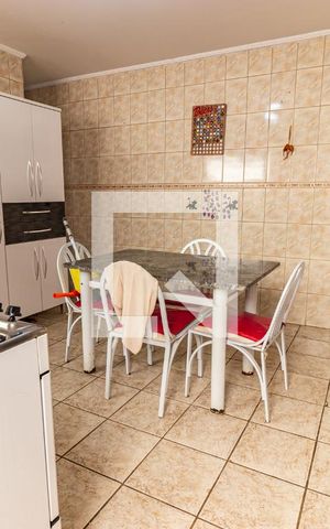 Casa à venda com 155m², 3 quartos e 2 vagasCozinha