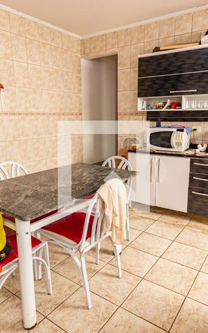 Casa à venda com 155m², 3 quartos e 2 vagasCozinha