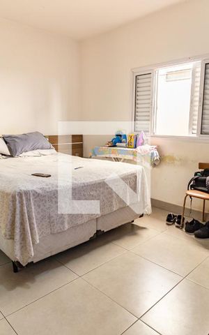 Casa à venda com 155m², 3 quartos e 2 vagasQuarto 2
