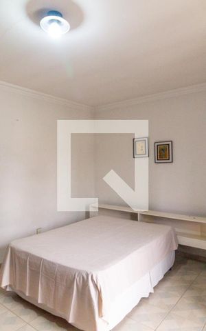Casa à venda com 350m², 4 quartos e 5 vagas Casa à venda com 350m², 4 quartos e 5 vagasQuarto 3