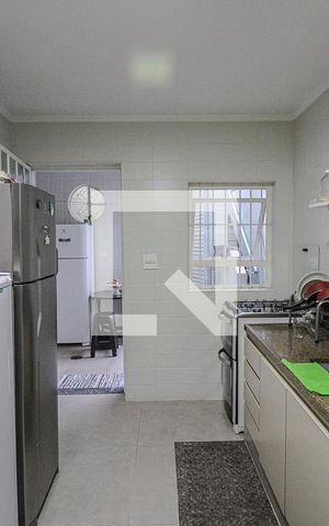 Casa para alugar com 200m², 4 quartos e 2 vagas Casa para alugar com 200m², 4 quartos e 2 vagasCozinha