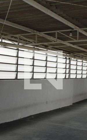 Casa à venda com 340m², 3 quartos e NaN vagasDetalhe