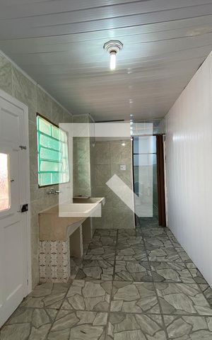 Casa à venda com 400m², 4 quartos e 2 vagas Casa à venda com 400m², 4 quartos e 2 vagasÁrea de Serviço - Casa 1