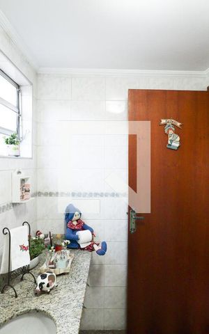 Casa à venda com 196m², 3 quartos e 3 vagasLavabo