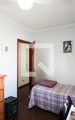 Casa à venda com 196m², 3 quartos e 3 vagasSuíte 3