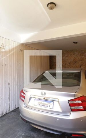 Casa à venda com 196m², 3 quartos e 3 vagasGaragem