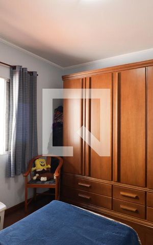 Casa à venda com 196m², 3 quartos e 3 vagasSuíte 2