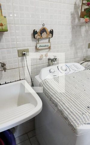 Casa à venda com 196m², 3 quartos e 3 vagasÁrea de Serviço