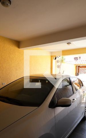 Casa à venda com 196m², 3 quartos e 3 vagasGaragem