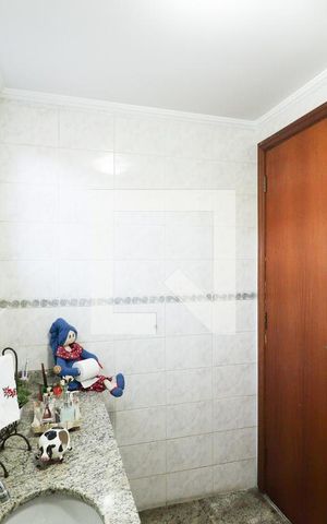 Casa à venda com 196m², 3 quartos e 3 vagasLavabo