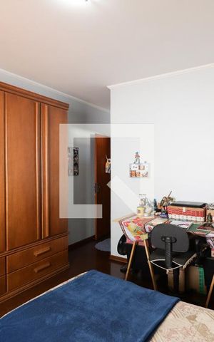 Casa à venda com 196m², 3 quartos e 3 vagasSuíte 2