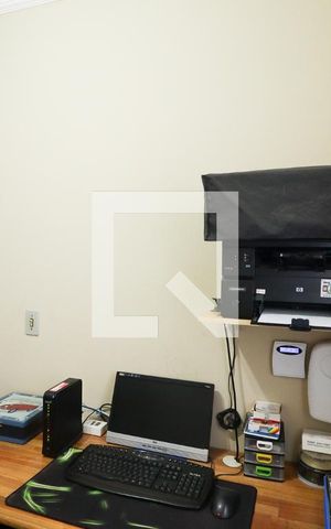 Casa à venda com 196m², 3 quartos e 3 vagasDetalhe Escritório