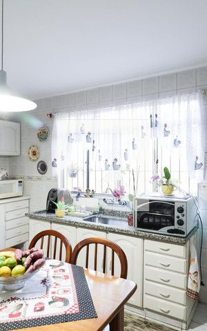 Casa à venda com 196m², 3 quartos e 3 vagasCozinha
