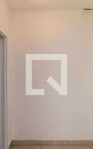 Casa à venda com 180m², 3 quartos e 2 vagas Casa à venda com 180m², 3 quartos e 2 vagasÁrea de Serviço