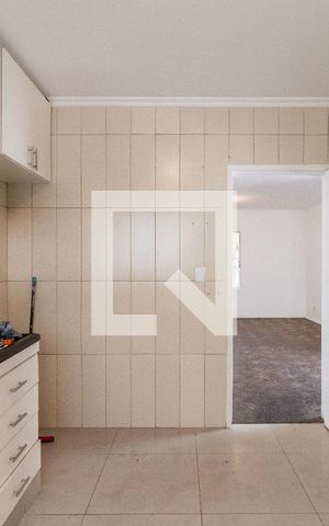 Casa à venda com 180m², 3 quartos e 2 vagas Casa à venda com 180m², 3 quartos e 2 vagasCozinha