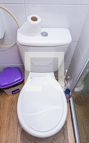 Apartamento à venda com 43m², 2 quartos e 1 vaga Apartamento à venda com 43m², 2 quartos e 1 vagaBanheiro