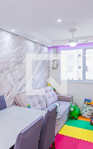 Apartamento à venda com 43m², 2 quartos e 1 vaga Apartamento à venda com 43m², 2 quartos e 1 vagaSala