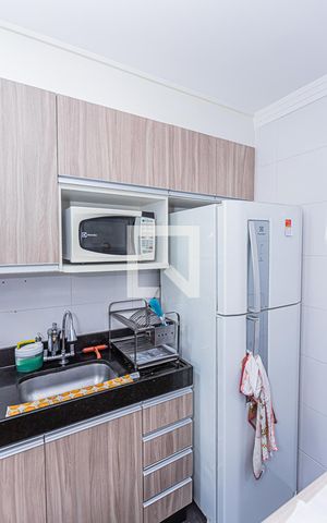 Apartamento à venda com 43m², 2 quartos e 1 vaga Apartamento à venda com 43m², 2 quartos e 1 vagaCozinha e Área de Serviço