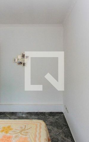 Casa à venda com 200m², 5 quartos e 5 vagas Casa à venda com 200m², 5 quartos e 5 vagasQuarto 04