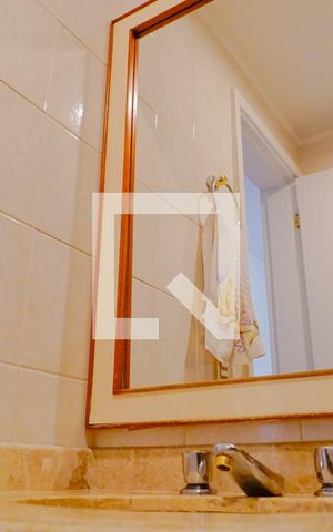 Apartamento à venda com 160m², 5 quartos e 3 vagas Apartamento à venda com 160m², 5 quartos e 3 vagasBanheiro Suíte 1