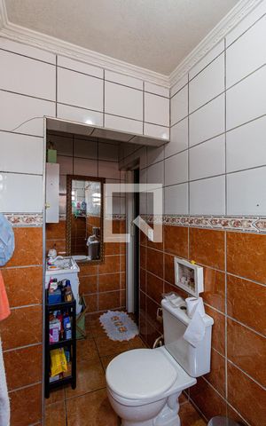 Casa à venda com 750m², 7 quartos e 3 vagas Casa à venda com 750m², 7 quartos e 3 vagasCasa 3 - Banheiro