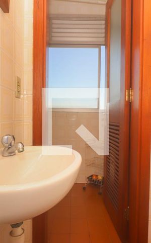 Apartamento à venda com 152m², 2 quartos e 1 vaga Apartamento à venda com 152m², 2 quartos e 1 vagaBanheiro 2