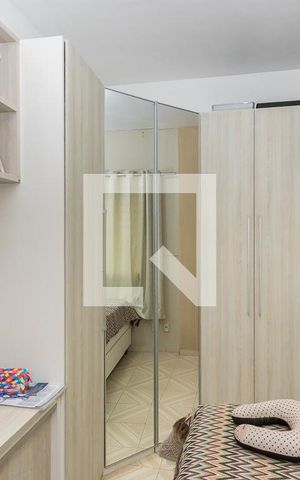 Apartamento para alugar com 78m², 2 quartos e 1 vaga Apartamento para alugar com 78m², 2 quartos e 1 vagaQuarto 1 - Armário