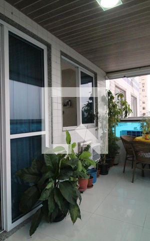 Apartamento à venda com 123m², 3 quartos e 2 vagasVaranda