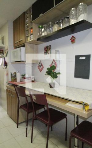 Apartamento à venda com 123m², 3 quartos e 2 vagasCozinha