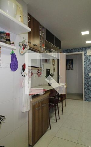 Apartamento à venda com 123m², 3 quartos e 2 vagasCozinha