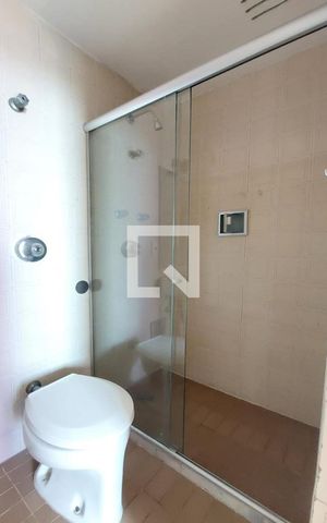Apartamento para alugar com 85m², 2 quartos e 1 vaga Apartamento para alugar com 85m², 2 quartos e 1 vagaBANHEIRO