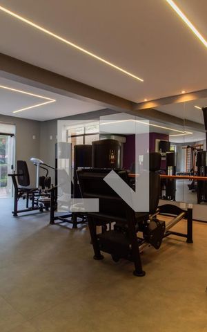 Apartamento à venda com 271m², 4 quartos e 5 vagas Apartamento à venda com 271m², 4 quartos e 5 vagasÁrea comum - Academia