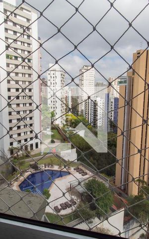 Apartamento à venda com 271m², 4 quartos e 5 vagas Apartamento à venda com 271m², 4 quartos e 5 vagasVista do Quarto 1