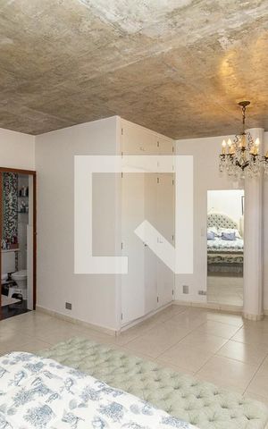 Casa à venda com 370m², 4 quartos e 4 vagas Casa à venda com 370m², 4 quartos e 4 vagasQuarto 6