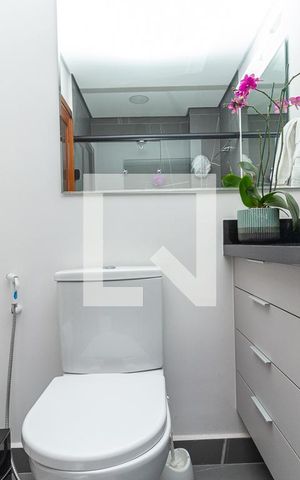 Casa à venda com 370m², 4 quartos e 4 vagas Casa à venda com 370m², 4 quartos e 4 vagasBanheiro 4